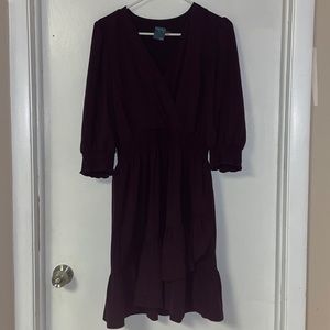 Gabby Skye dark purple Long sleeve V-neck dress size 10